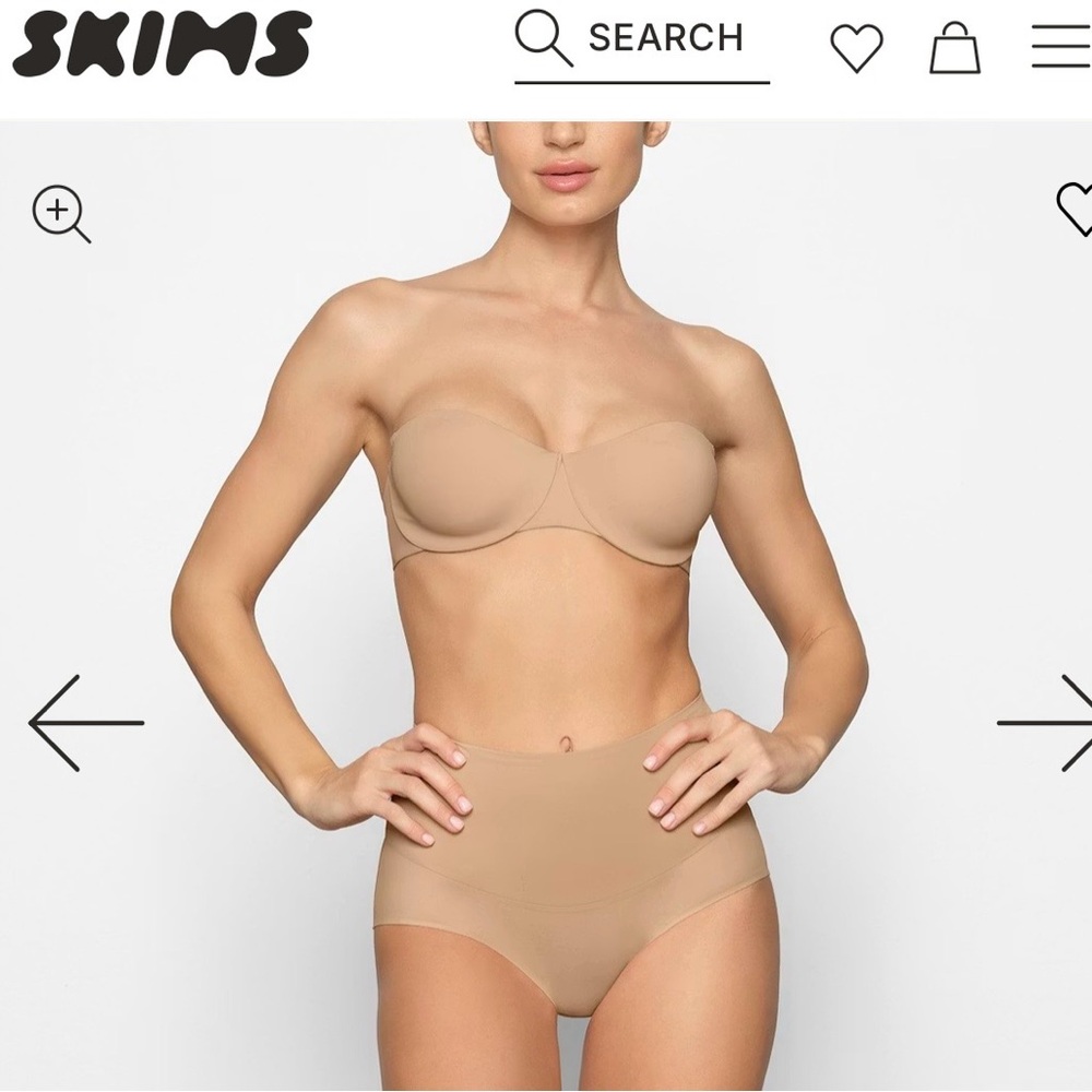 SKIMS SMOOTHING INTIMATES UNLINED STRAPLESS BRA |